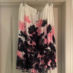 Elegant Floral A-Line Skirt in Black and Pink